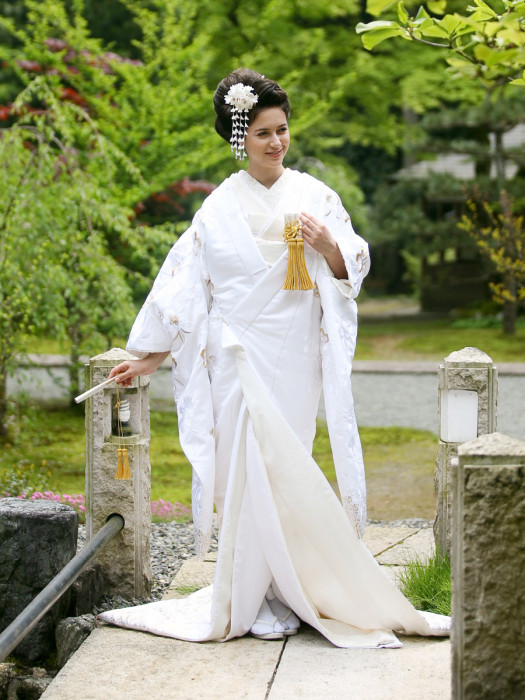 花嫁和婚の前撮りプランで着用できる白無垢